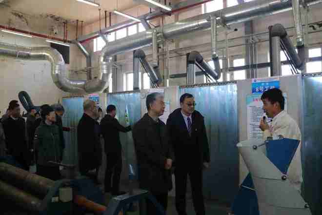 鄂爾多斯工人科技大學(xué)揭牌成立 專注機(jī)電化工領(lǐng)域的人才培養(yǎng)